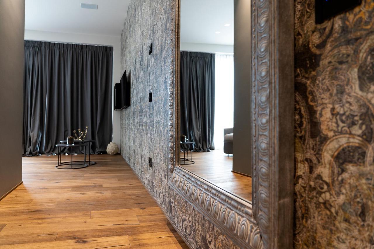 Piccola Maesta' Boutique Rooms Civitanova Marche Exterior foto